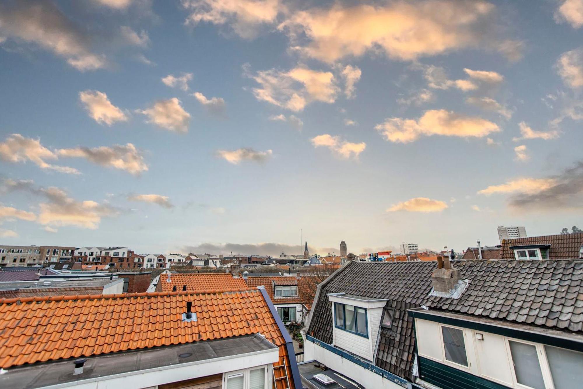 Sunny Spacious Apartment De Bijenkorf Zandvoort Exterior photo