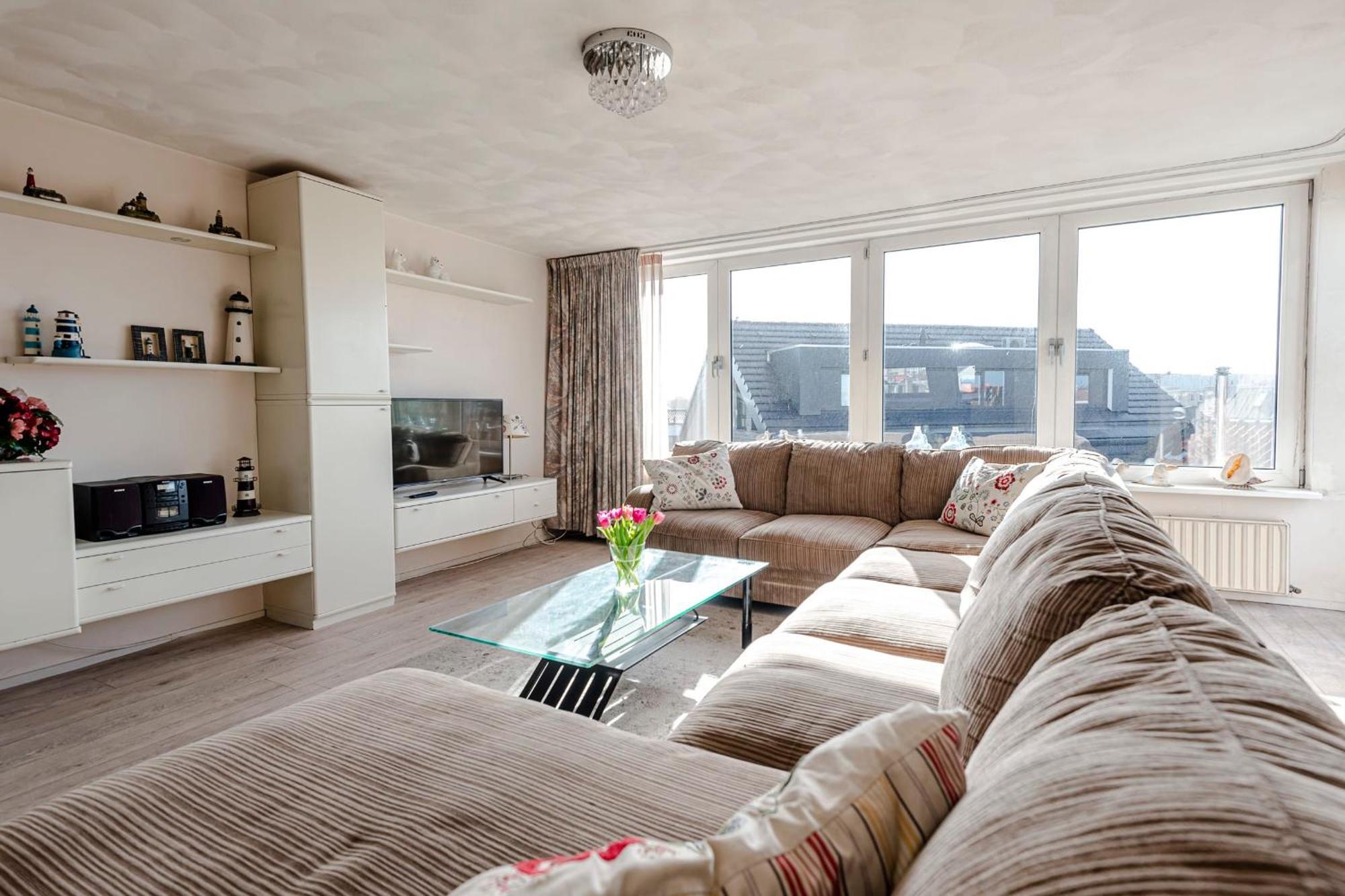 Sunny Spacious Apartment De Bijenkorf Zandvoort Exterior photo
