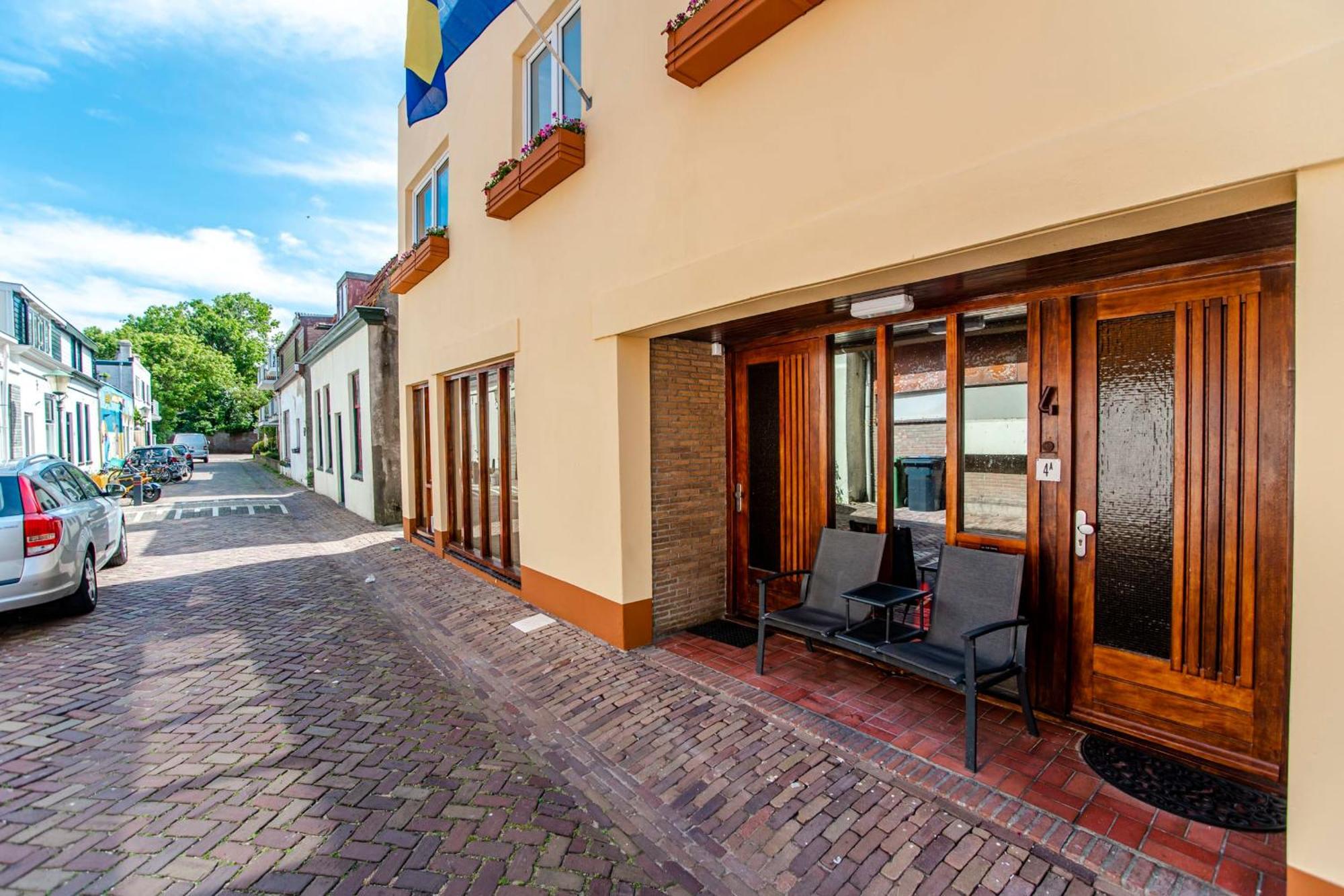 Sunny Spacious Apartment De Bijenkorf Zandvoort Exterior photo